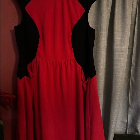 City Chic Red and Black Midi Dress - Picture 5 of 14